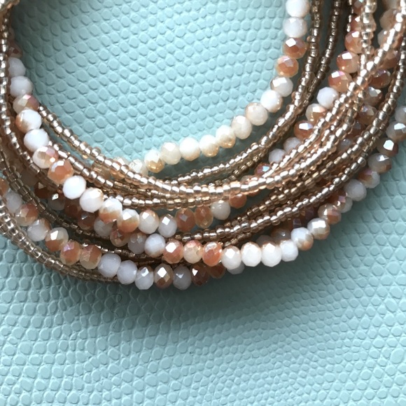 Multi-strand bead necklace - Picture 3 of 5